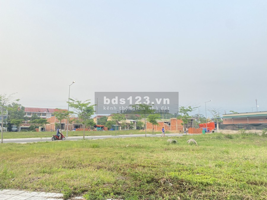 Đất đã có sổ ngay trung tâm thành phố Quãng Ngãi hạ tầng kĩ thuật hoàn thiện