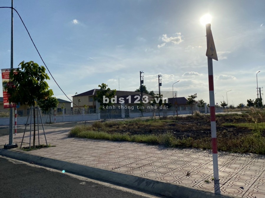 Bán đất thổ cư sổ hồng riêng diện tích sử dụng 100m2 sang tên Ngay trong ngày
