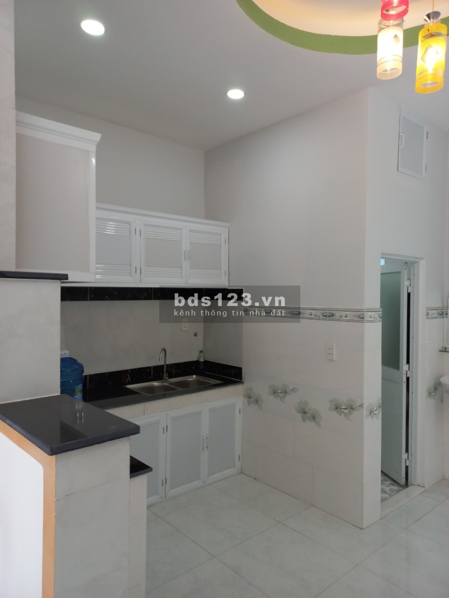 Bán nhà tại xã Bình Mỹ, huyện Củ Chi đúc một trệt, một lầu, sổ chung, liên hệ 0988715847
