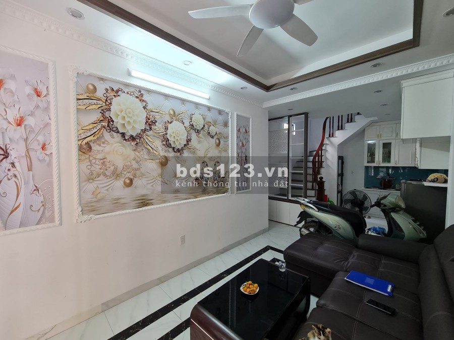 Cần bán gấp nhá 5 tầng Tân Thuỵ ngõ ô tô vào giá bán nhanh chỉ 3.7 tỷ, sổ sẵn bàn giao ngay