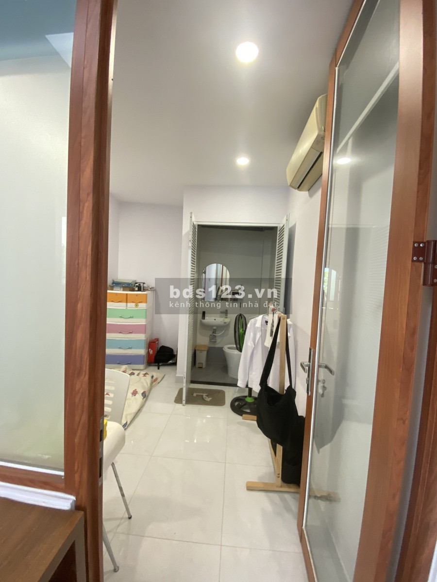 Chính chủ bán nhà Chu Văn An, Bình Thạnh vị trí đẹp cách hẻm xe tải 30m, lh 0931331933