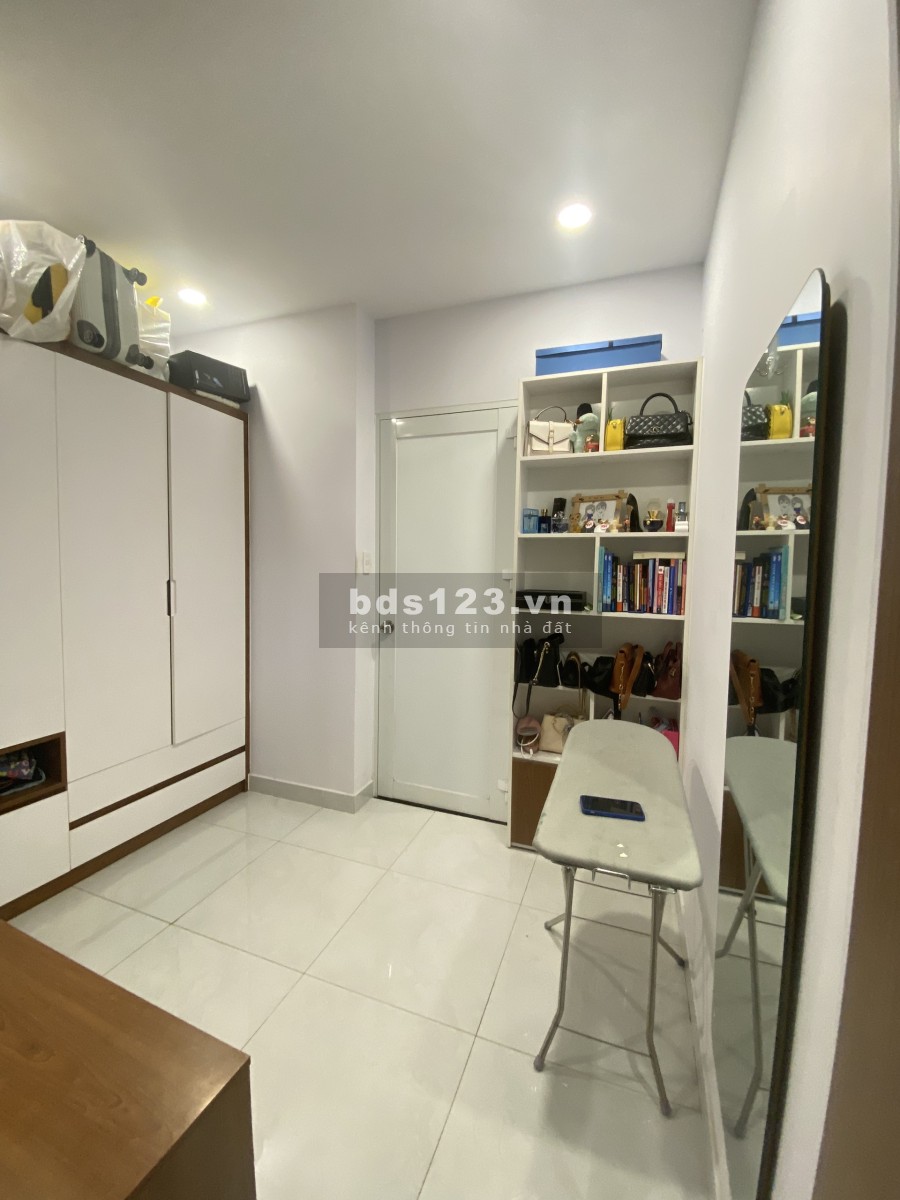 Chính chủ bán nhà Chu Văn An, Bình Thạnh vị trí đẹp cách hẻm xe tải 30m, lh 0931331933