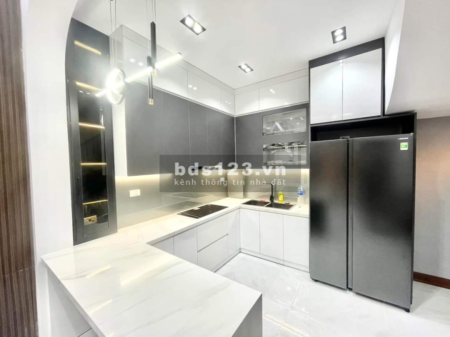 Bán nhà Phố Thái Hà/ĐĐ, 45m2 x 4T, MT 4m, 7.9 tỉ, Lô góc, 3 mặt ngõ, oto, gần phố, Full đồ