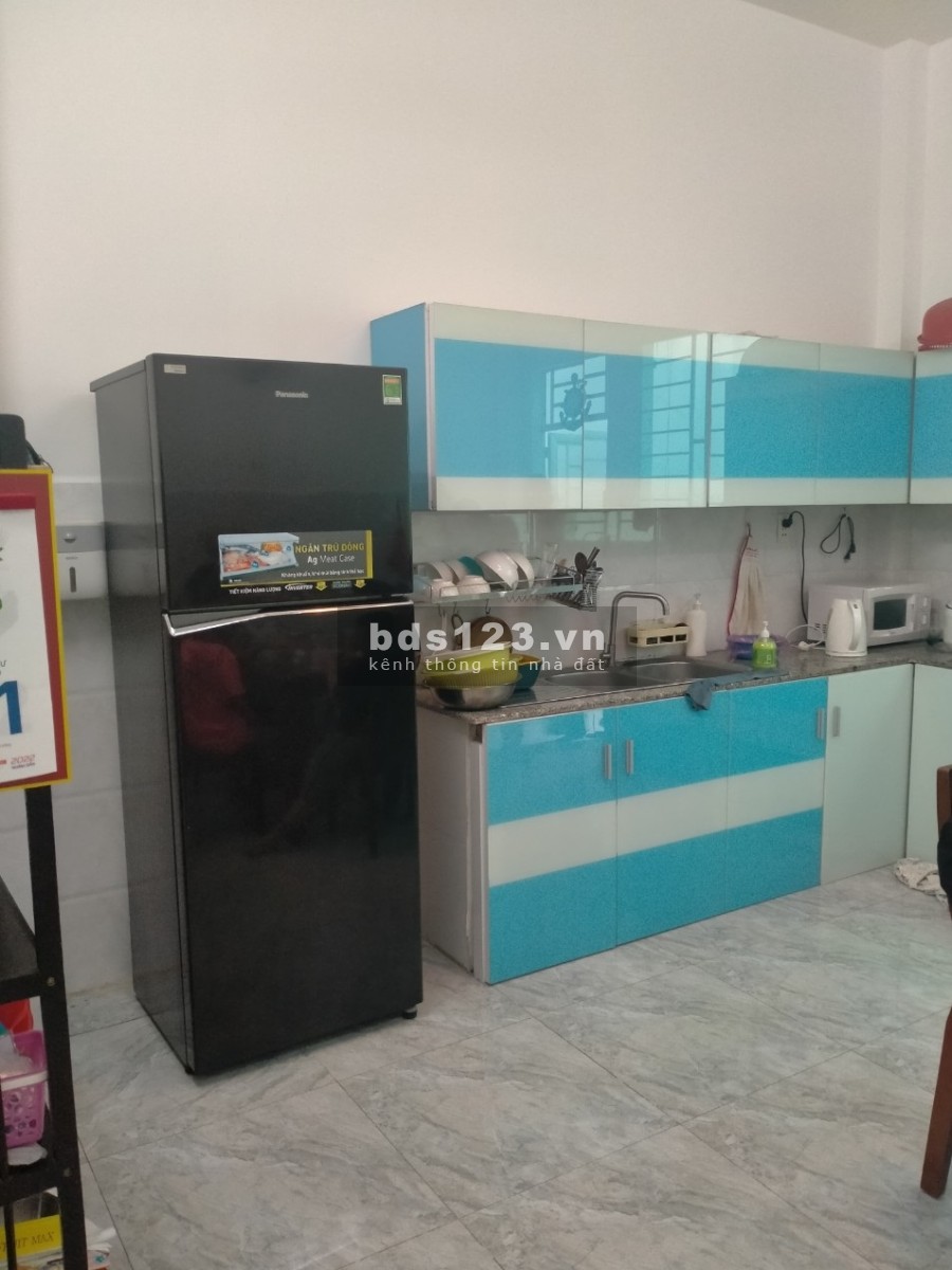 Chính chủ bán nhà đường Hà Huy Giáp, dtsd 4.1*18M, 3 tầng, sân thượng view đẹp