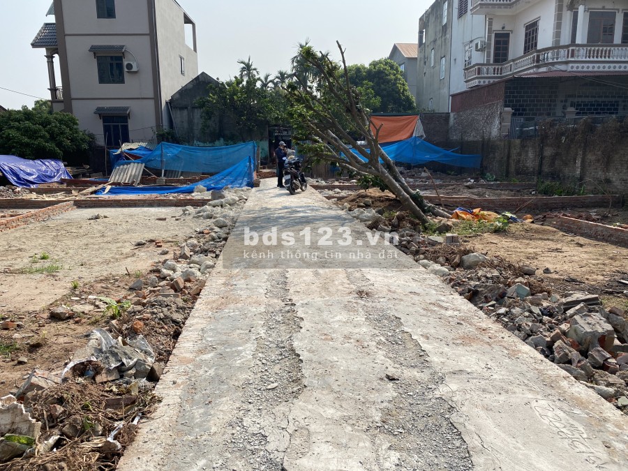 Diện tích 41m2 lô 2 mặt thoáng giá chỉ hơn 1 tỉ tại Ba Lương, Song Phương, Hoài Đức