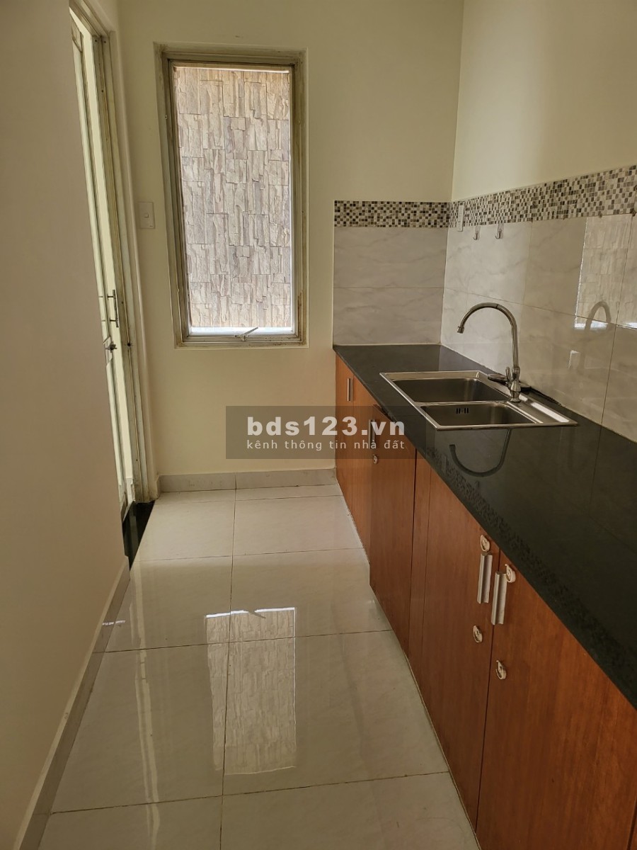 Tôi cho thuê căn hộ Bông Sao lô B1 căn góc 2pn giá 7.5 triệu/tháng, lh 0938791796