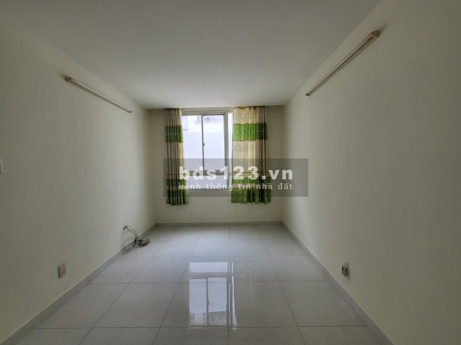 Tôi cho thuê căn hộ Bông Sao lô B1 căn góc 2pn giá 7.5 triệu/tháng, lh 0938791796