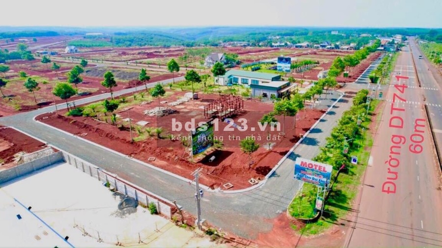 Còn vài nền duy nhất ngay phân khu đẹp nhất chỉ 450tr, ngay mt ĐT741 đối diện Khu lâm viên Mỹ Lệ