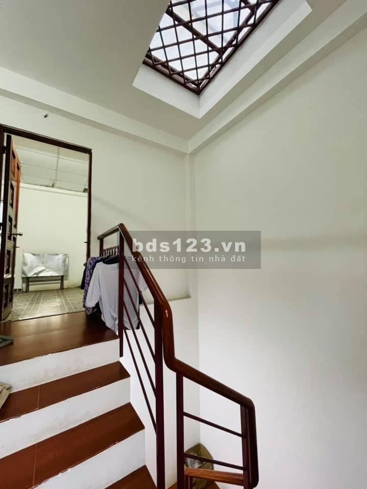 Bán nhà Lô góc 2 mặt hẻm Huỳnh Văn Nghệ, diện tích 56m2, giá nhỉnh 5,5 tỷ