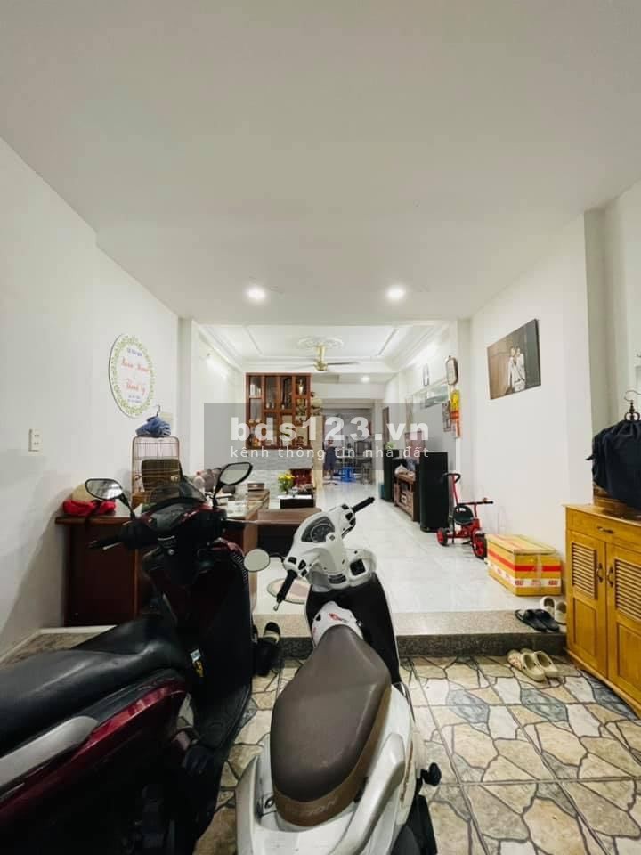Bán nhà Lô góc 2 mặt hẻm Huỳnh Văn Nghệ, diện tích 56m2, giá nhỉnh 5,5 tỷ