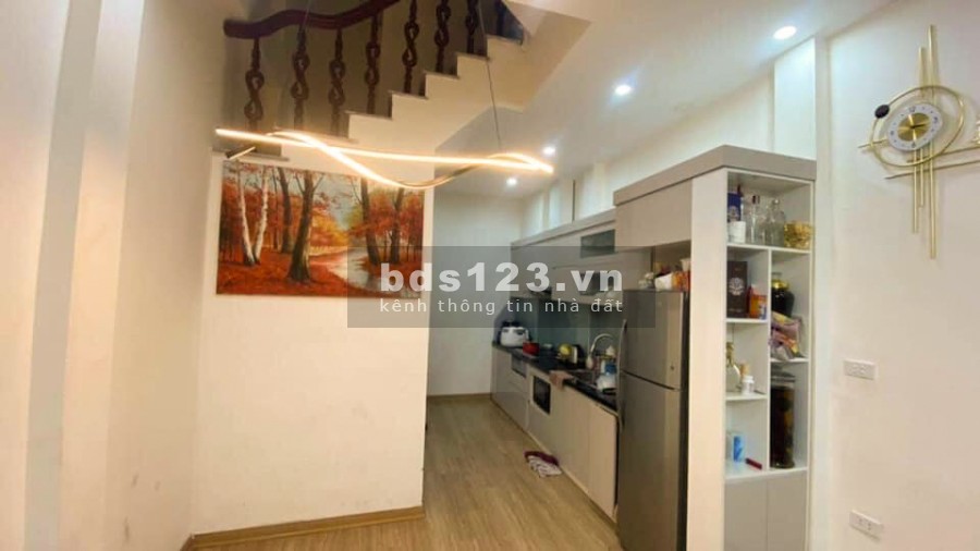 Cần Bán Nhà Gấp Tại Kim Giang Khu Phố Vip Ô Tô Đỗ Cửa , Cách 1 Nhà Ra Mặt Phố Ô Tô Tránh Nhau