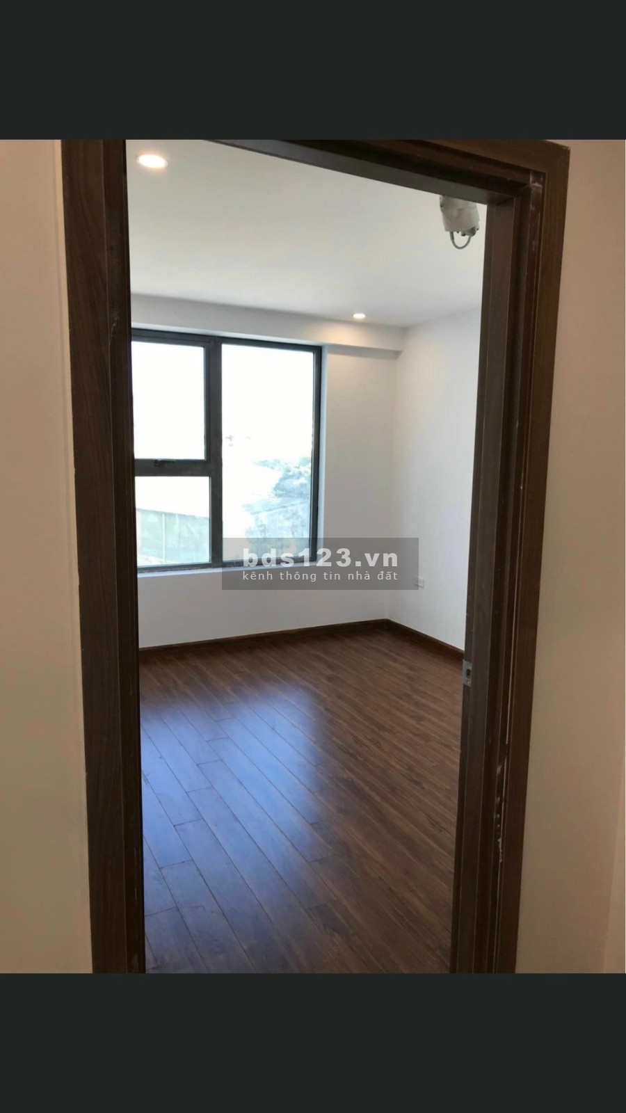 Chung Cư tòa Sky Center, 176 Định Công giá bán 2.3 tỷ, liên hệ 0867985586