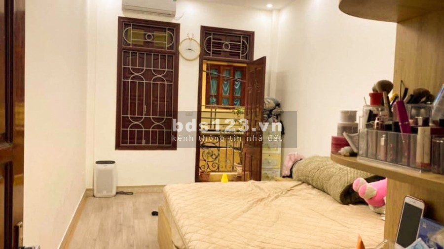 Cần Bán Nhà Gấp Tại Kim Giang Khu Phố Vip Ô Tô Đỗ Cửa , Cách 1 Nhà Ra Mặt Phố Ô Tô Tránh Nhau