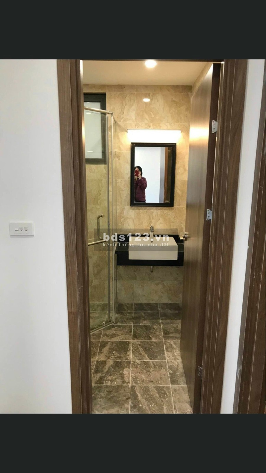 Chung Cư tòa Sky Center, 176 Định Công giá bán 2.3 tỷ, liên hệ 0867985586