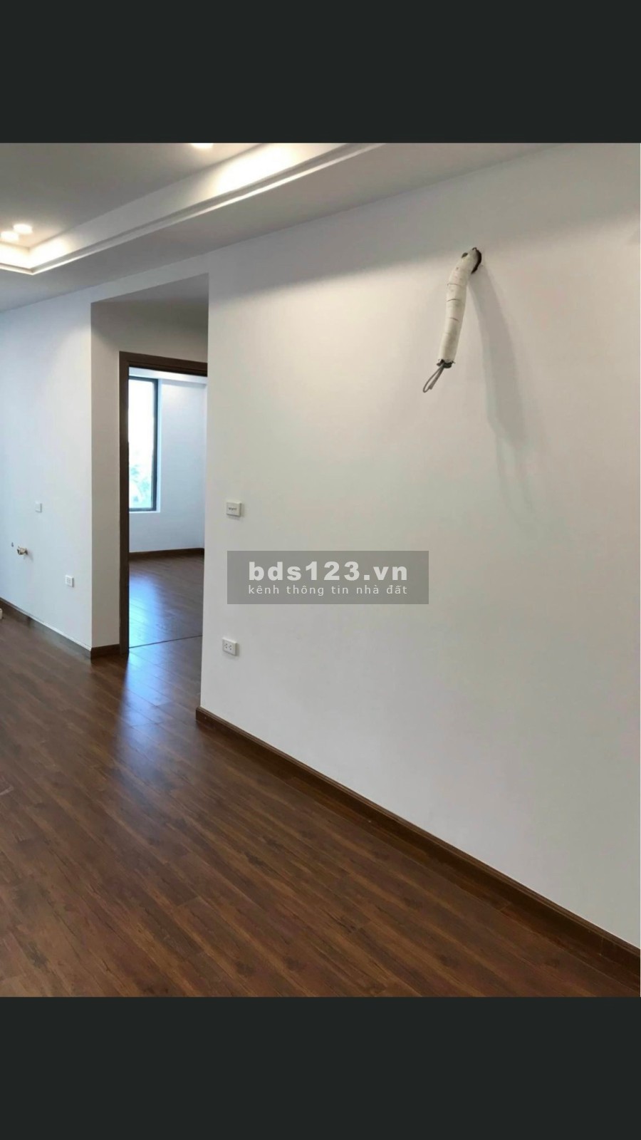 Chung Cư tòa Sky Center, 176 Định Công giá bán 2.3 tỷ, liên hệ 0867985586