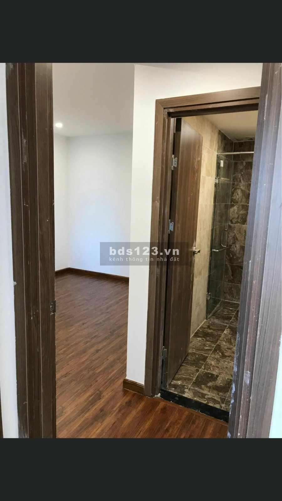 Chung Cư tòa Sky Center, 176 Định Công giá bán 2.3 tỷ, liên hệ 0867985586
