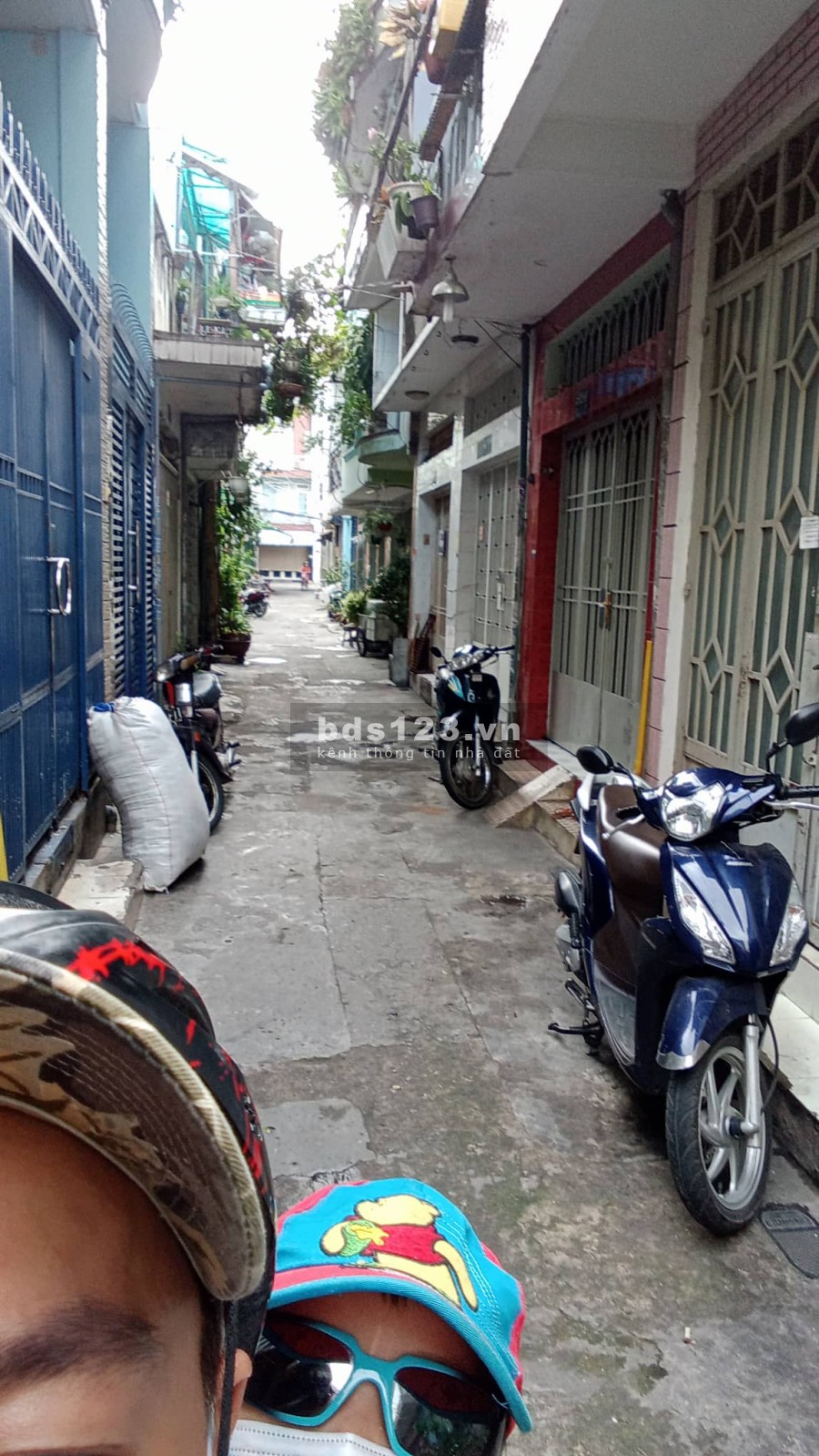 Cách Mạng Tháng Tám Quận Tân Bình, bán nhà hẻm xe hơi diện ích 20m2 giá bán 2.6 tỷ