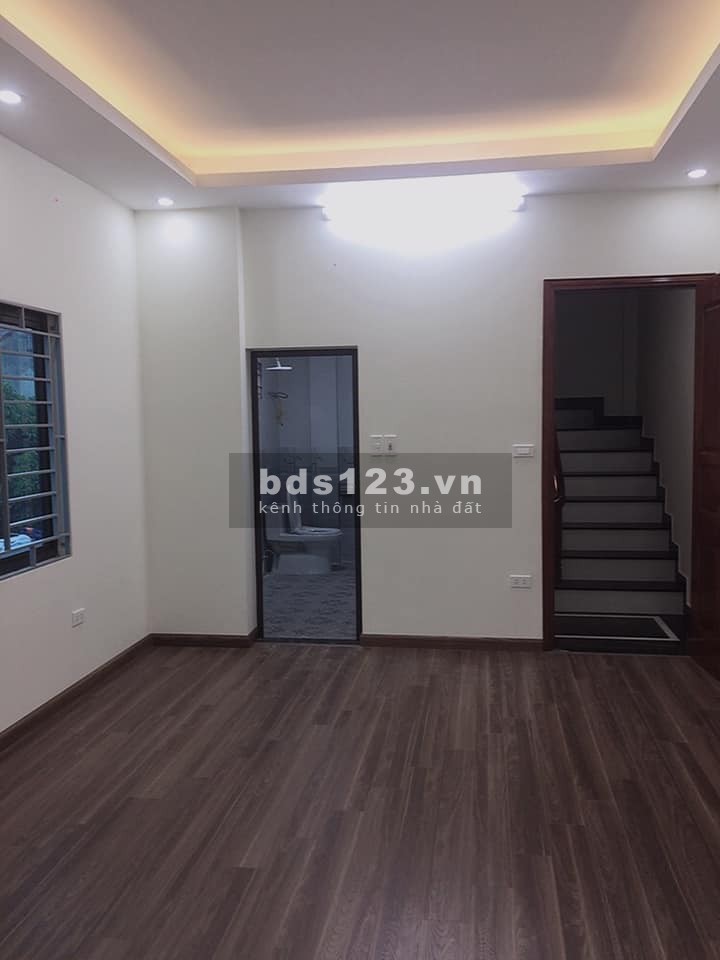 Cc gửi bán căn nhà đẹp nhất Văn Quán, Hà Đông, HN, ngõ thông, rộng, ô tô qua giá 4.95 tỷ