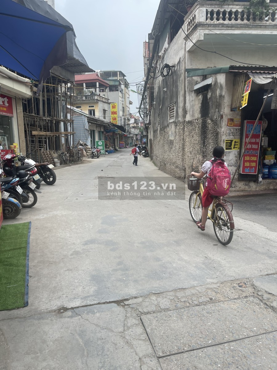 Bán gấp lô góc 40m2 đất Làng Ngọa Long, Minh Khai, Bắc Từ Liêm