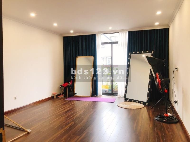 Bán Nhà Văn Quán Nguyễn khuyến, ngõ to như phố nhà siêu đẹp 50m2 5 tầng, chỉ 6.7 Tỷ