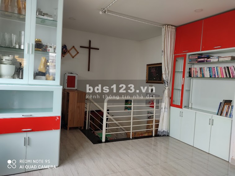 Căn góc Shophouse 2 mặt tiền, độc, đẹp, sổ hồng vĩnh viễn. Cho thuê 23Tr/1 Tháng.