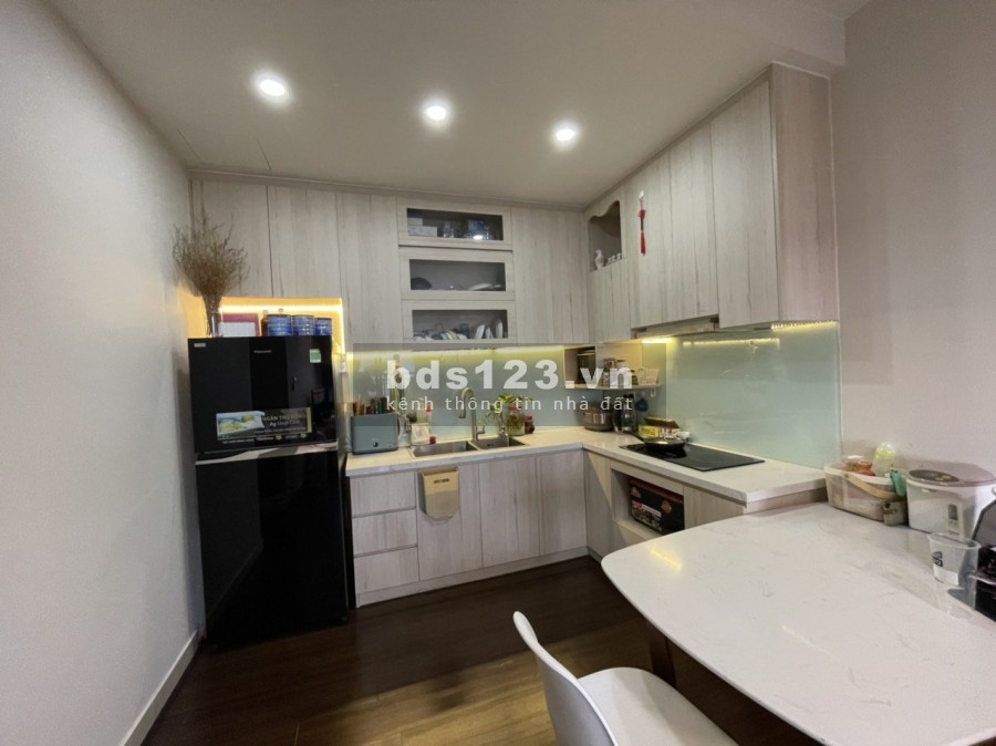 Gấp căn 2pn The Sun Avenue dtsd 75m2 tầng 29 bán giá 4.25 tỷ liên…