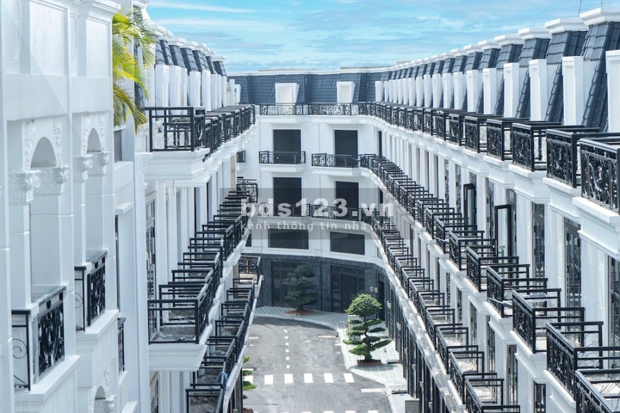 Nhà 4x17m sổ hồng riêng đúc kiên cố 4 tầng 5pn, 4wc mặt tiền Tô Ngọc Vân giá 5.9 tỷ