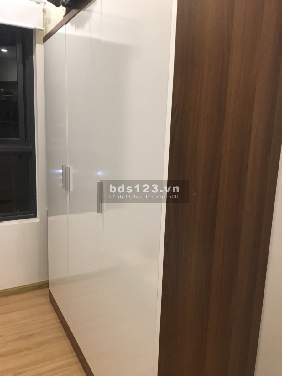 Tìm bạn nữ ở ghép trong căn hộ 3PN. Hiện tại còn trống 1 phòng giá 6 triệu/tháng