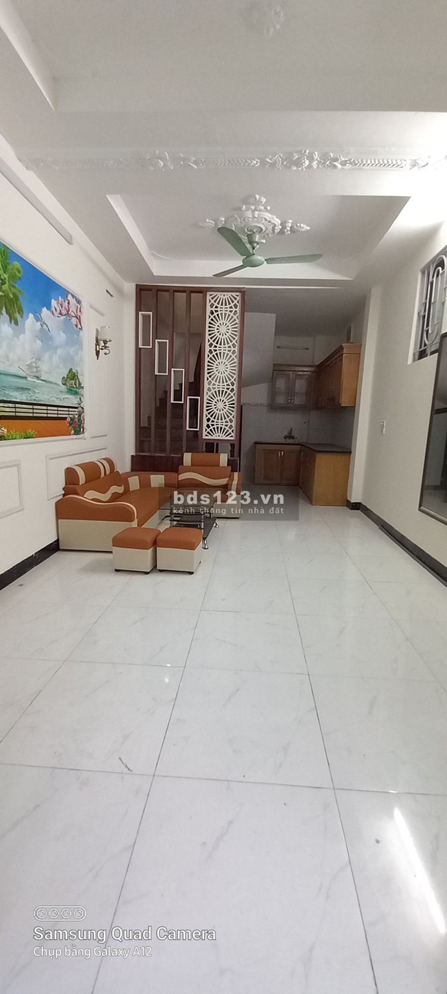 Bán nhà nguyên căn cực hiếm nhỉnh 3 tỷ ô tô đỗ cửa lô góc phố Vĩnh Hưng Hoàng Mai