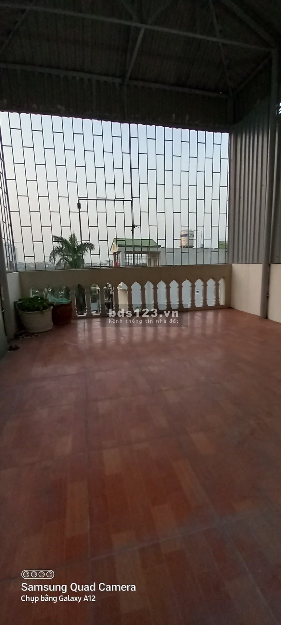 Bán nhà nguyên căn cực hiếm nhỉnh 3 tỷ ô tô đỗ cửa lô góc phố Vĩnh Hưng Hoàng Mai