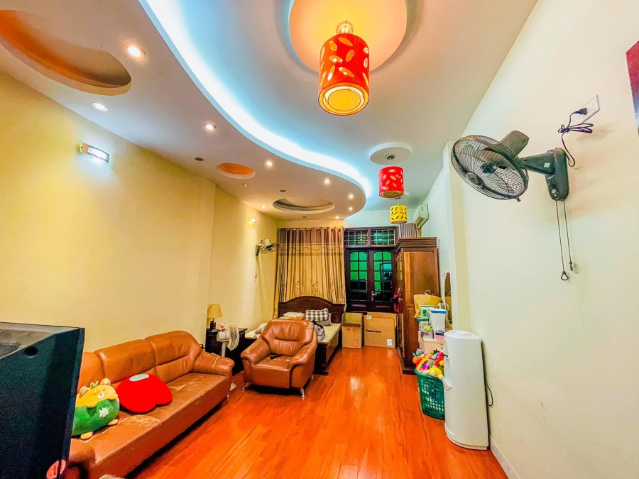Đắc địa bán nhà mặt phố Đỗ Quang, Quận Cầu Giấy dtsd 50m2 6 tầng, giá chỉ 20 tỷ lh 0964788864
