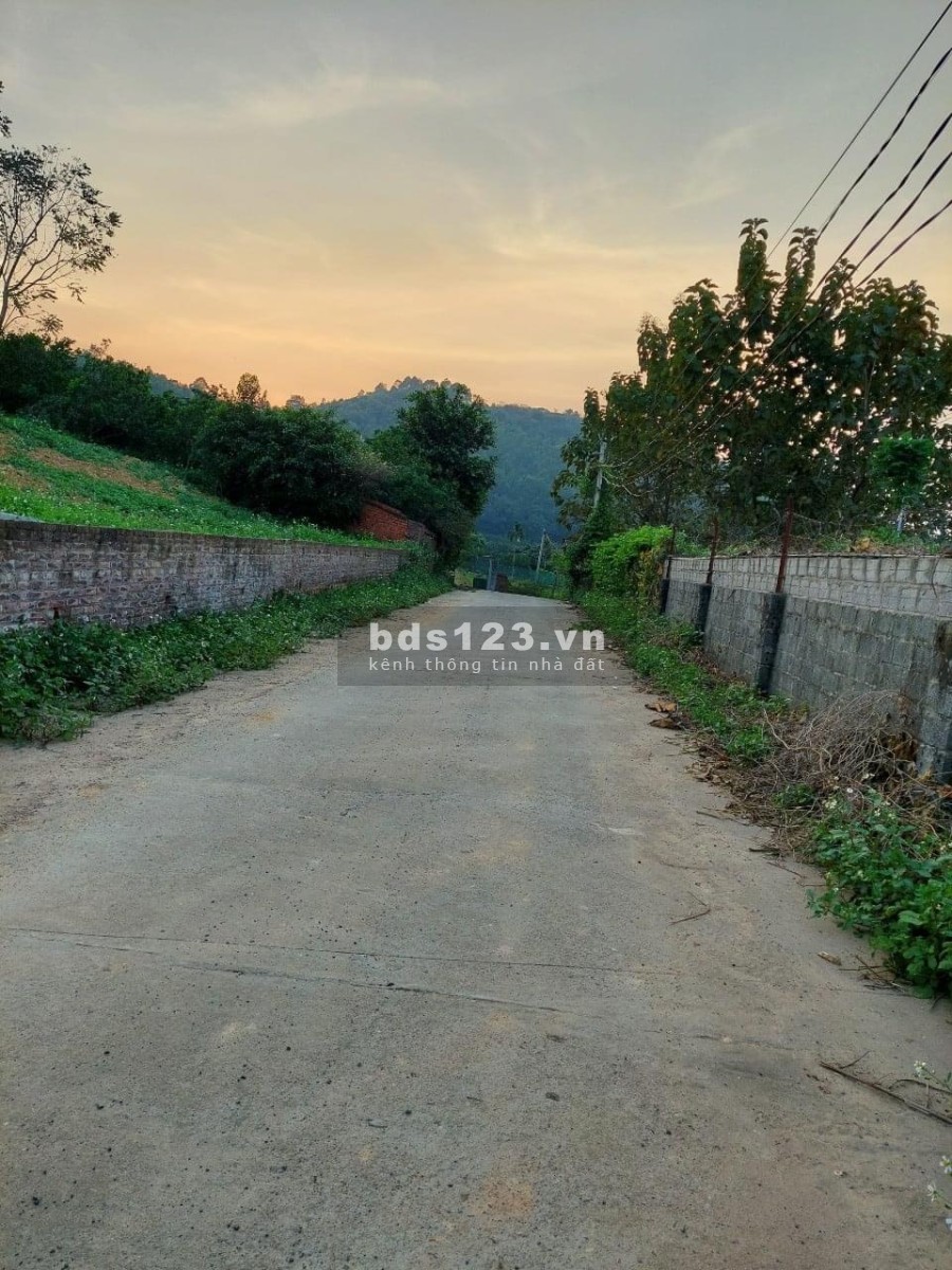 Bán 1075m2 đất nghỉ dưỡng Đông Xuân Quốc Oai, view núi, giá rẻ vào kinh doanh sinh lời