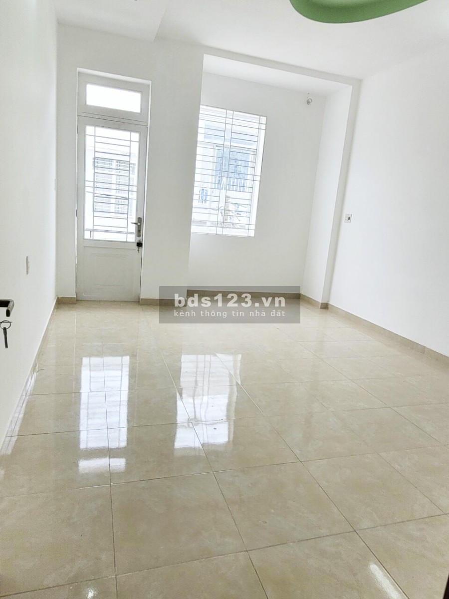 Bán nhà DTCN 106m2 giá 3,95 tỷ hẻm đường Chuyên Dùng 9, phường Phú Mỹ, Quận 7