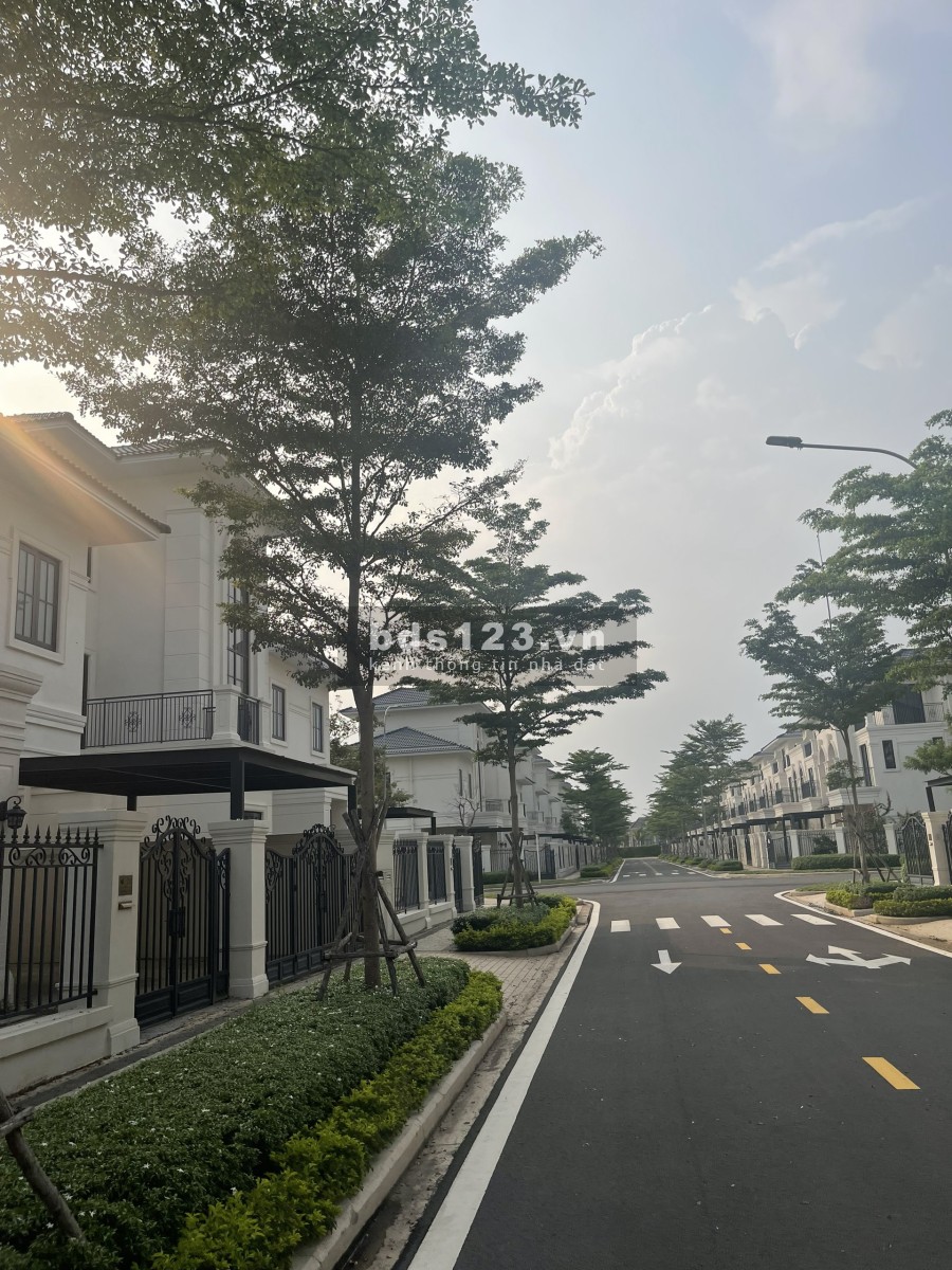 Chuyển nhượng nhà phố Swanbay đảo Đại Phước giá bán 20…