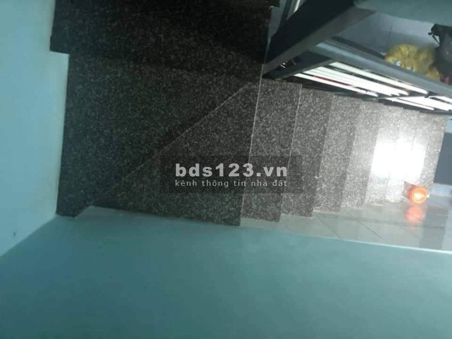 Giá bán chỉ 5.6 tỷ, trung tâm Quận 10, diện tích 51m2, hẻm ba gác thông 2 đầu, khu yên tĩnh