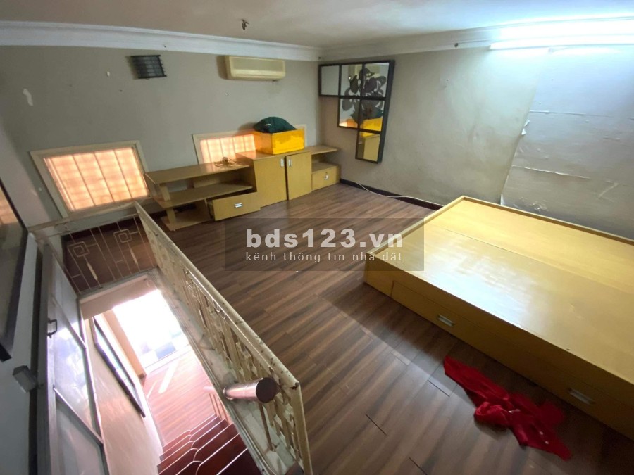 Bán nhà Lê Thanh Nghị gần khu vực Bách, chủ cần tiền nên bán gấp bàn giao đủ pháp lý