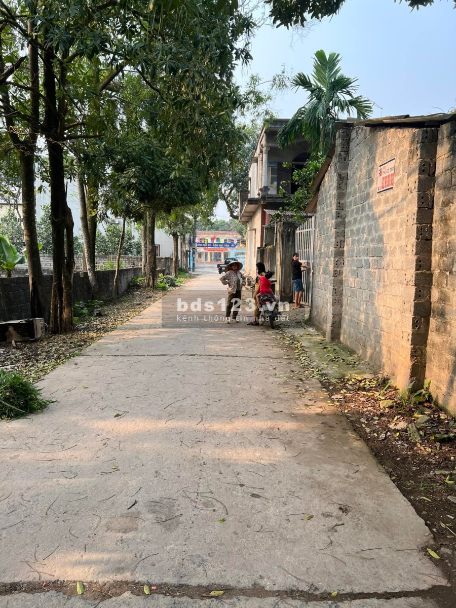 Chính chủ cần tiền bán gấp lô đất hoa hậu giá rất tốt tại thời điểm diện tích 586m2