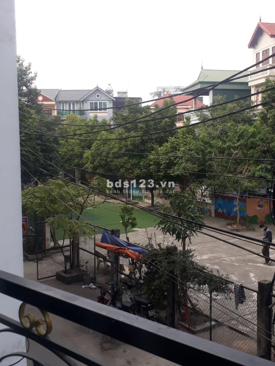 Chỉ 4,2 tỷ, nhà 40m mặt ngõ kinh doanh mọi mặt hàng, đường rộng ô tô tránh