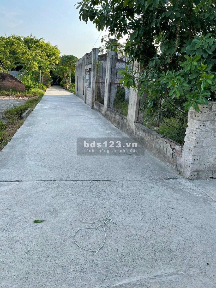 Cần tiền bán gấp mảnh đất hoa hậu lô góc không vết lỗi. Diện tích đẹp 66m2 nở hậu quá đẹp