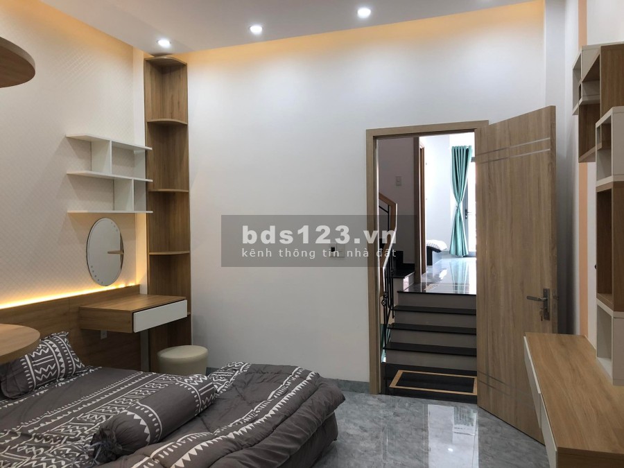 Siêu phẩm nhà 4 tầng, đường Núi Thành, Hải Châu, full nội thất cao cấp, dtsd 53m2 giá chỉ 4.8 tỷ