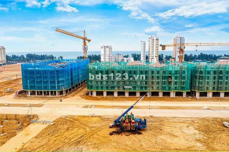 Tôi cần bán 1 căn shophouse quảng trường biển Sầm sơn mua đợt đầu giá đầu tư sinh lời