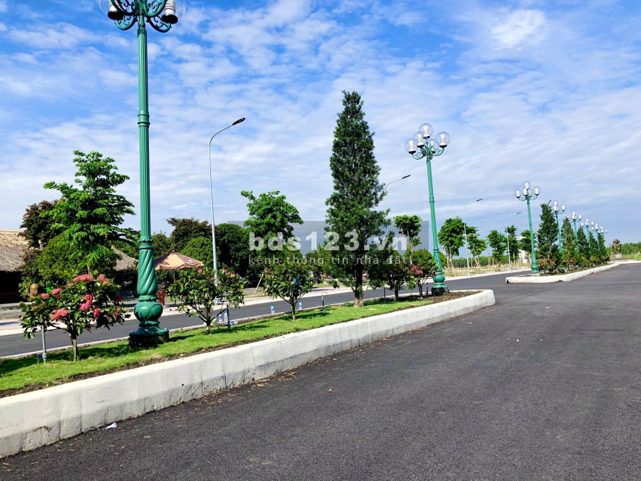 Cần bán lô đất mặt tiền đường Vành đai 4 giá 1.6 tỷ diện tích sử dụng 80m2