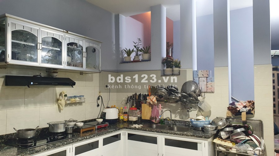 Bán gấp nhà giá rẻ Tăng Nhơn Phú B, Quận 9, Thủ Đức, xe hơi, diện tích sử dụng 70m2