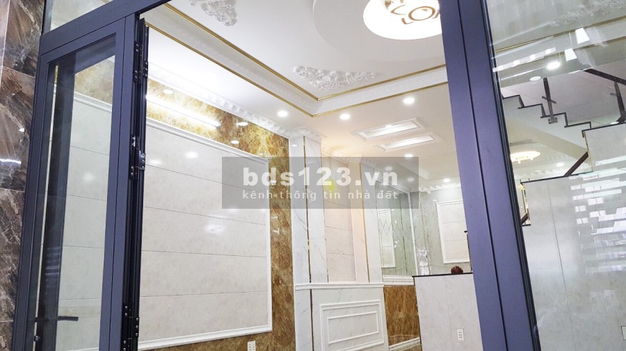 Bán nhà hẻm rộng 3m đường Huỳnh Tấn Phát, P. Tân Phú, Quận 7