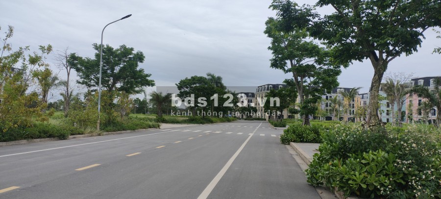 Bán lô đất khách sạn rẻ nhất Vịnh Bắc Bộ, giá bán 63.5 triệu/m2, liên hệ 0356236196