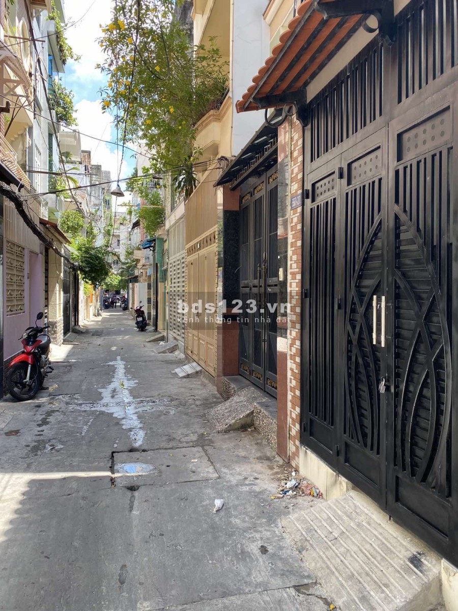 Nhà cho thuê nguyên căn đường Nguyễn Đình Chiểu Quận 3, liên hệ 0903724763