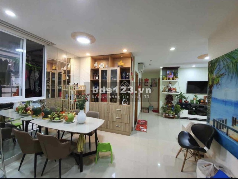Bán căn hộ Him Lam Chợ Lớn diện tích sử dụng 97m2, liên hệ 0933357099