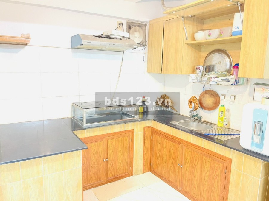 Cho thuê nhà 1 trệt + 1 lầu mặt tiền đường số Tân Quy, giá 15 triệu/tháng, khu dân cư