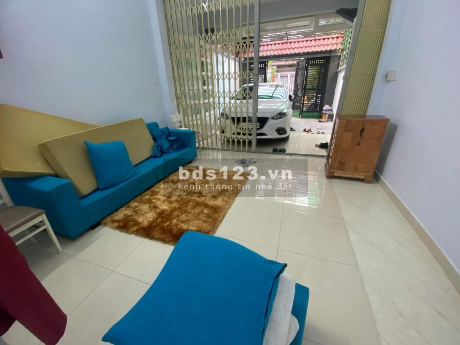 Cho thuê nhà 1 trệt + 1 lầu mặt tiền đường số Tân Quy, giá 15 triệu/tháng, khu dân cư