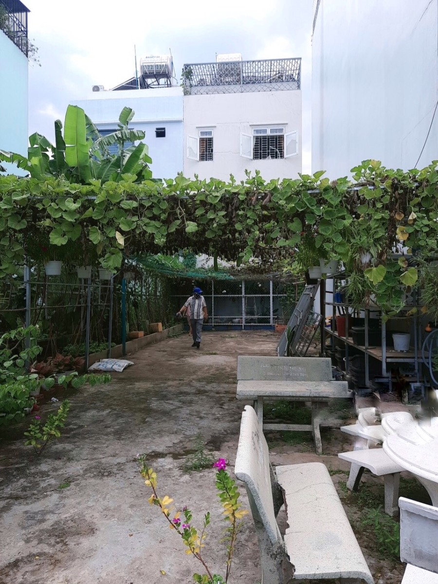 Bán đất Quận 8, Trịnh Quang Nghị, khu phân lô, vuông vức, không lộ giới, giá rẻ.